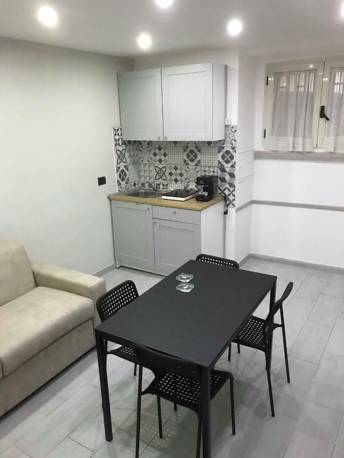 Nel Cuore Di Napoli Appartement Buitenkant foto